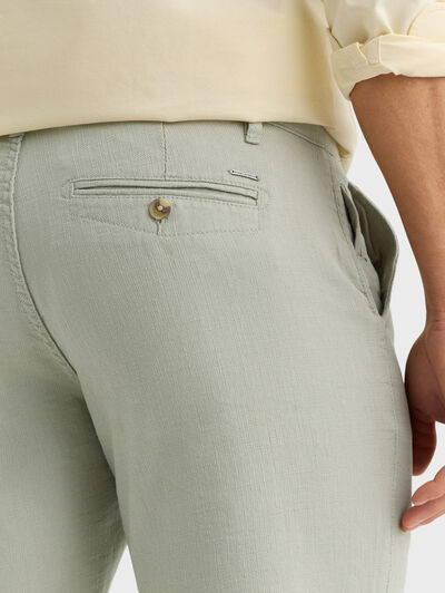 BERMUDA TINTADA VERDE