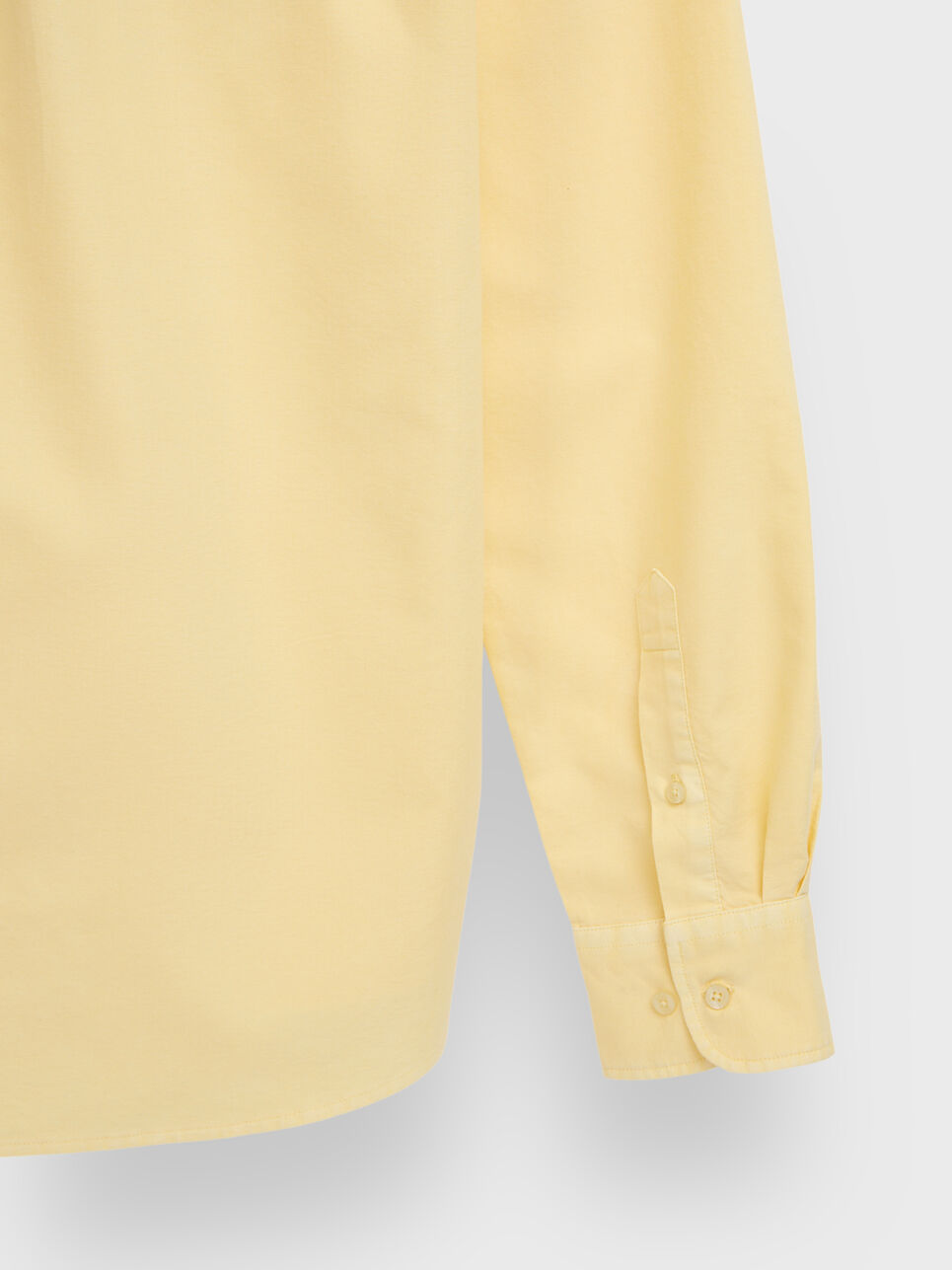 POLERA OXFORD DYE