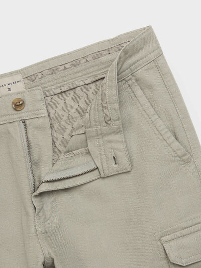 BERMUDA TINTADA CARGO VERDE