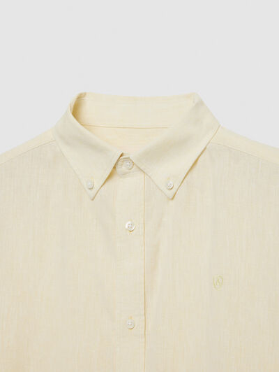 CAMISA LINO C. BOTON AMARILLO