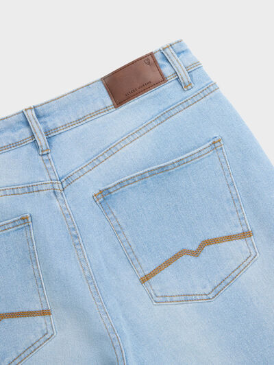 BERMUDA DENIM VUELTA CELESTE