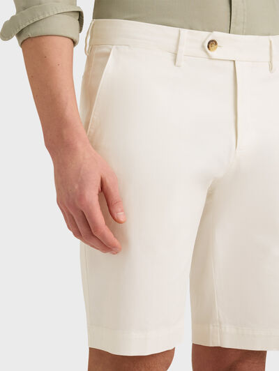 BERMUDA BASICA BLANCO