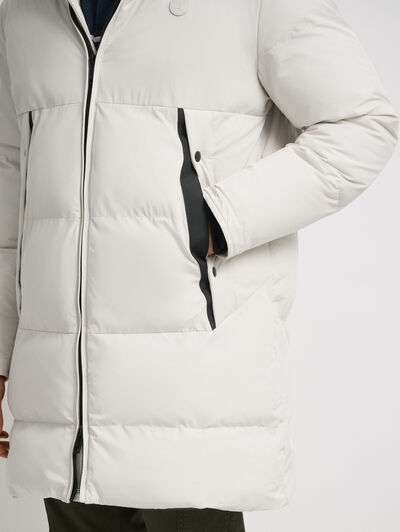 PARKA BROADCAST CRUDO