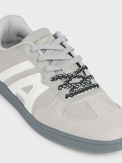 SNEAKERS VARSITY GRIS