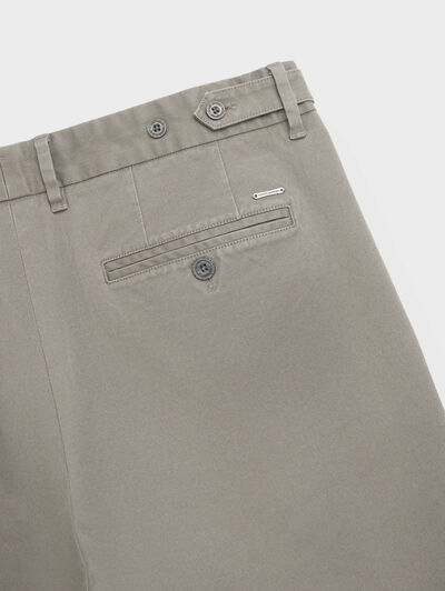 PANTALON CARROT VERDE