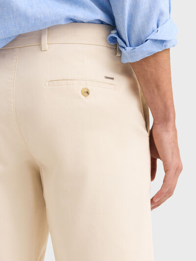 BERMUDA ESTRUCTURA CRUDO