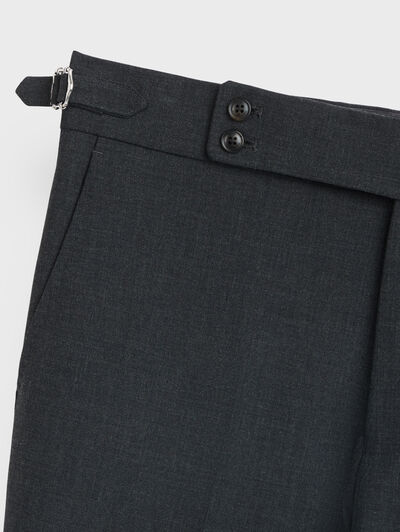 PANTALON GURKHA GRIS