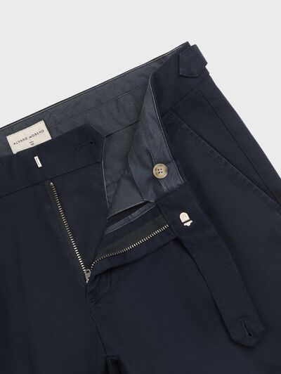 BERMUDA ROYAL AZUL MARINO