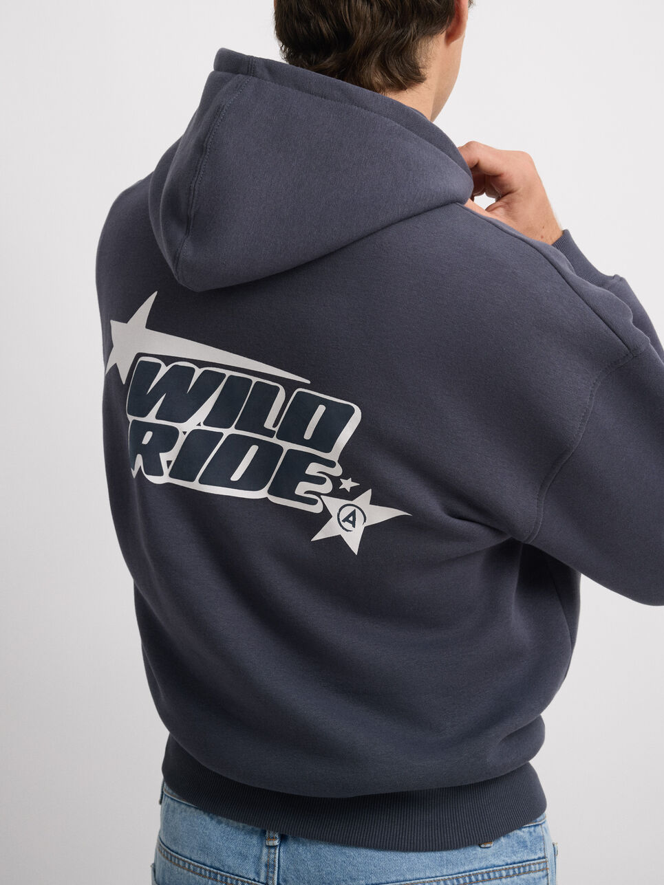 SUDADERA WILD