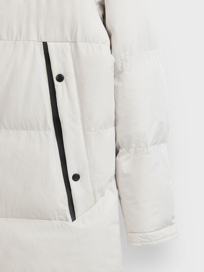 PARKA BROADCAST CRUDO