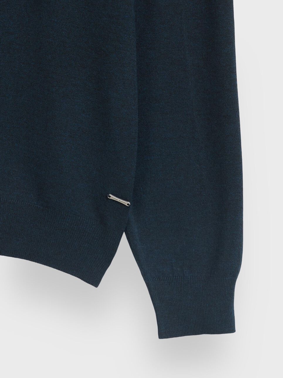 JERSEY CUELLO VUELTO