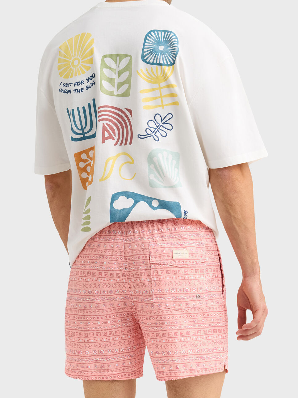 BA&Ntilde;ADOR ARIKI