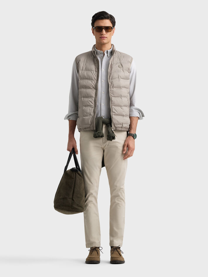 CHALECO DENNIS BEIGE