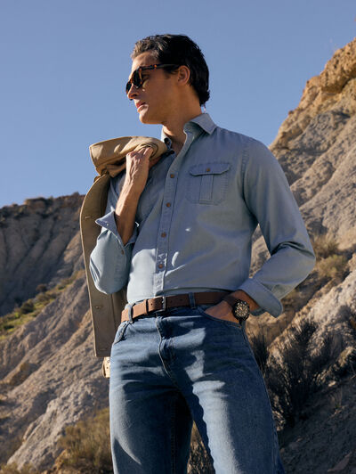 CAMISA DENIM BOLSILLOS CELESTE