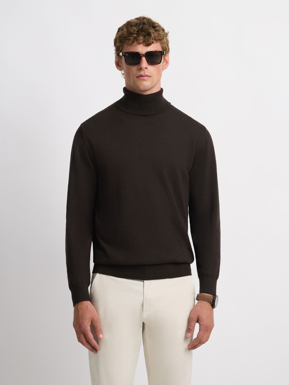 JERSEY ROLL COLLAR