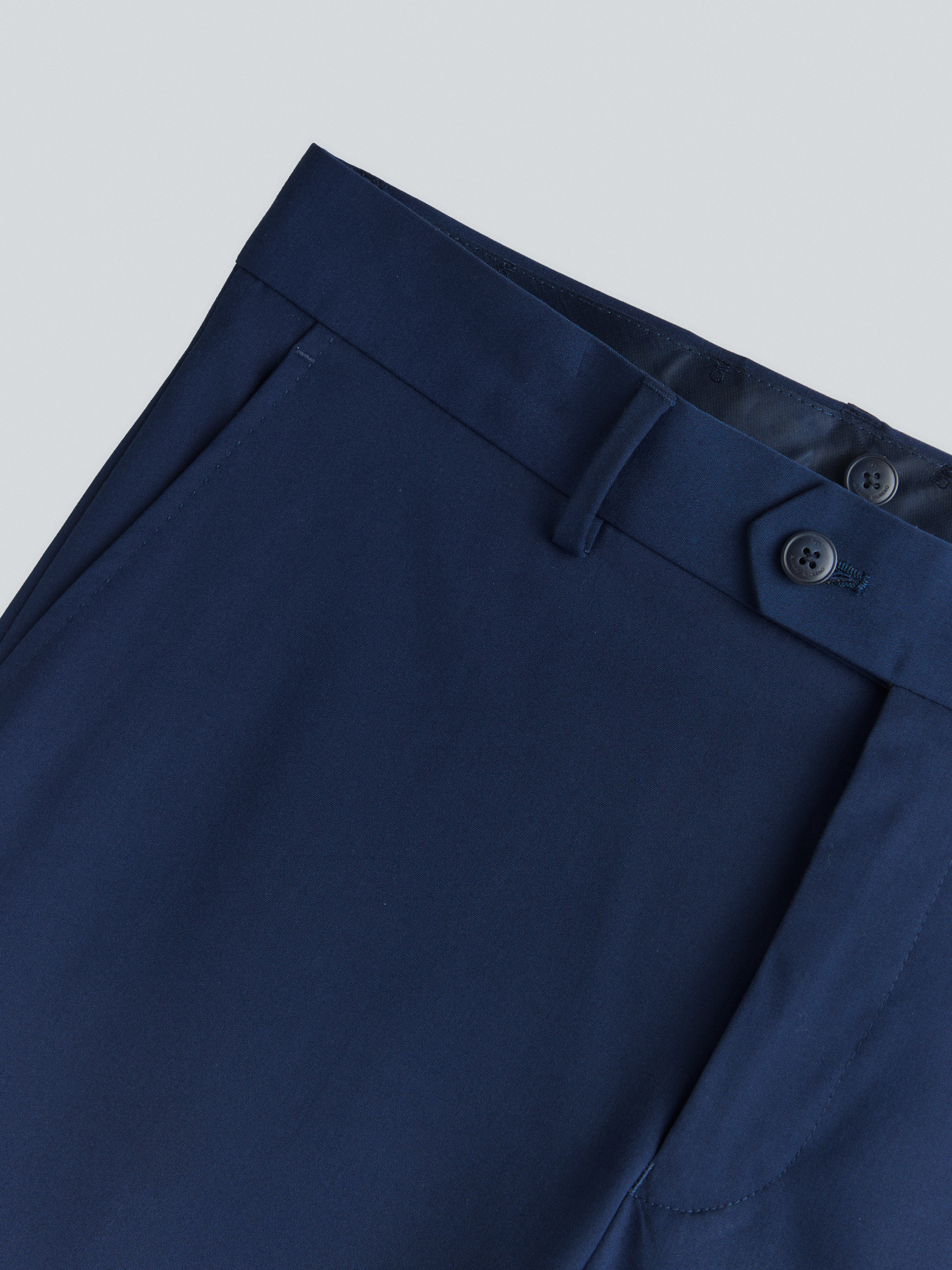 PANTALON PLAIN SLIM PANTALON PLAIN SLIM