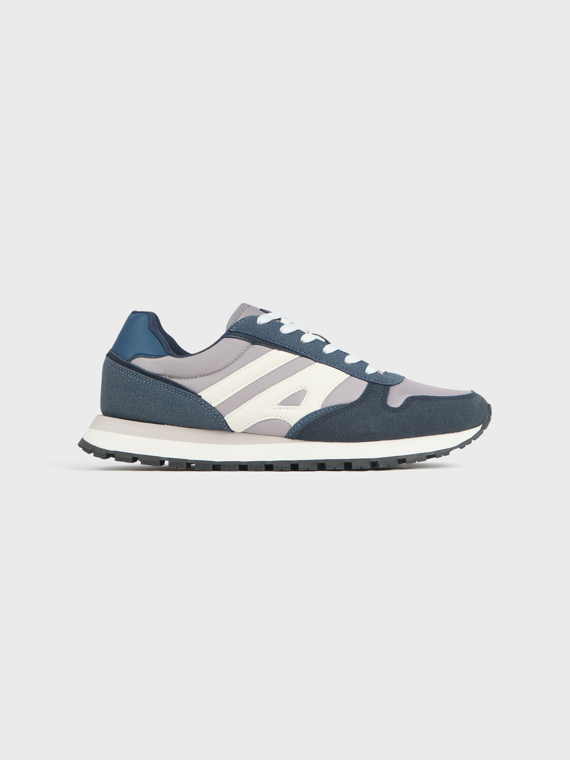 SNEAKERS BRANDON