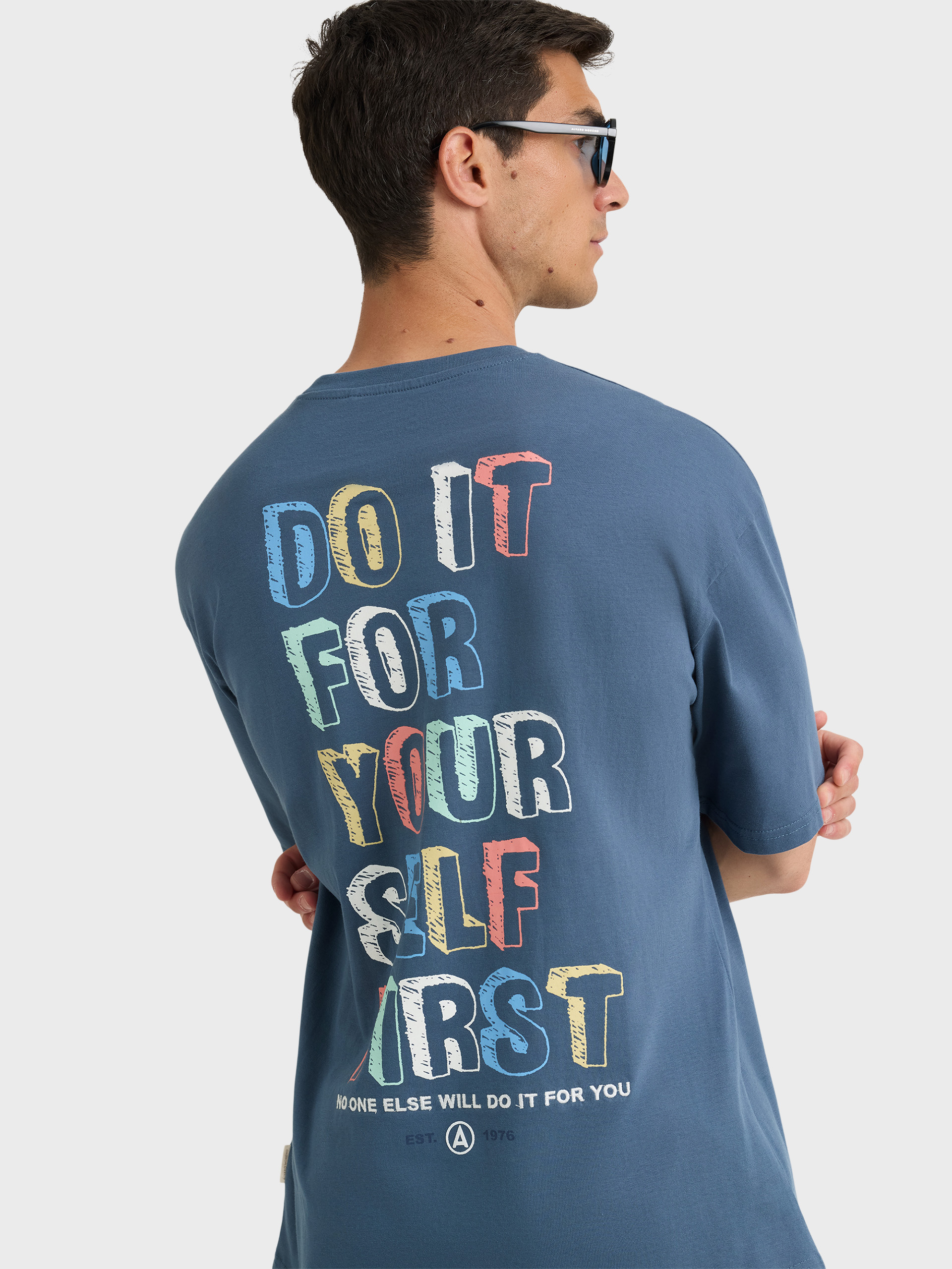 CAMISETA LETTERS