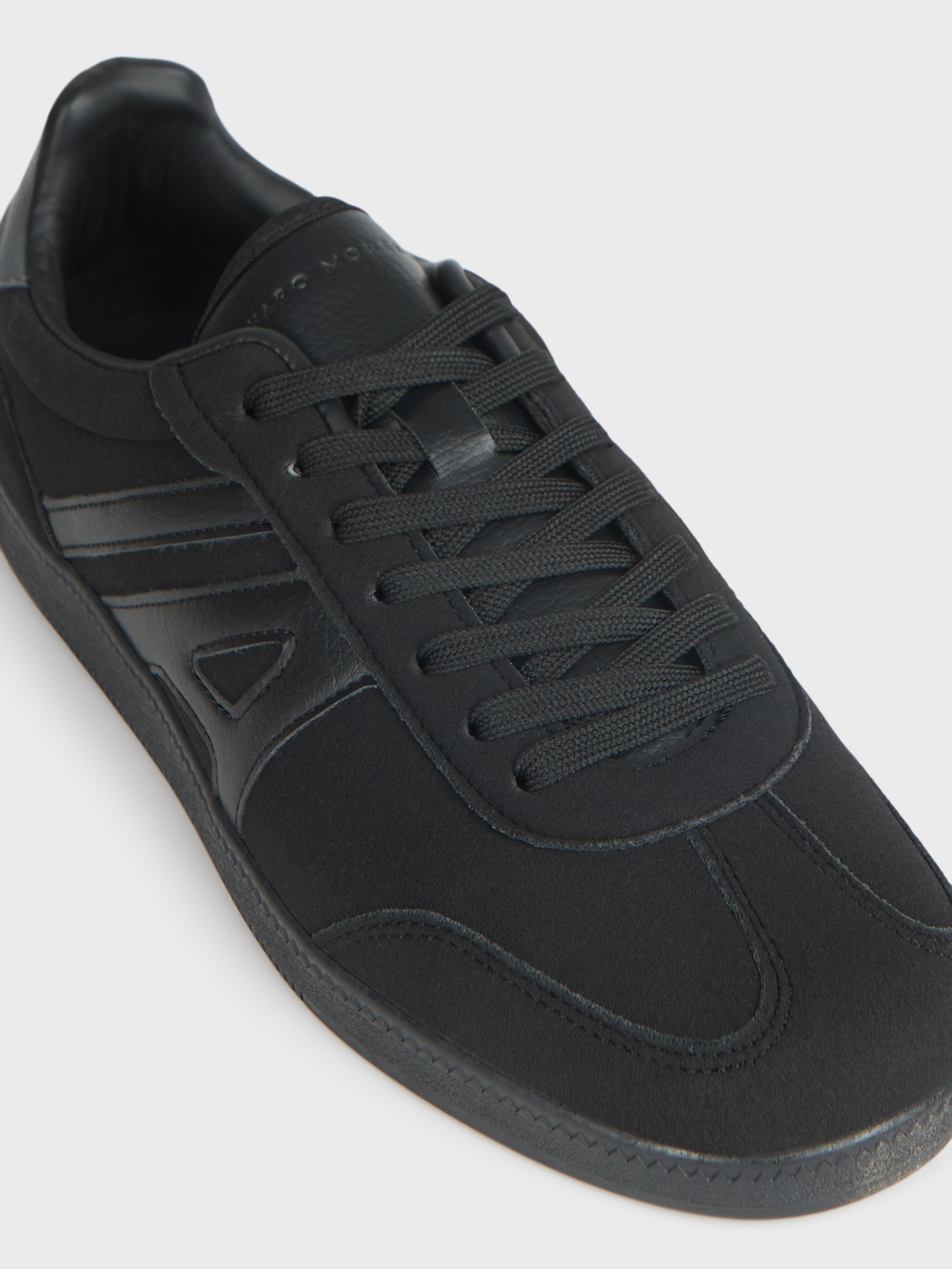 SNEAKERS ROGER