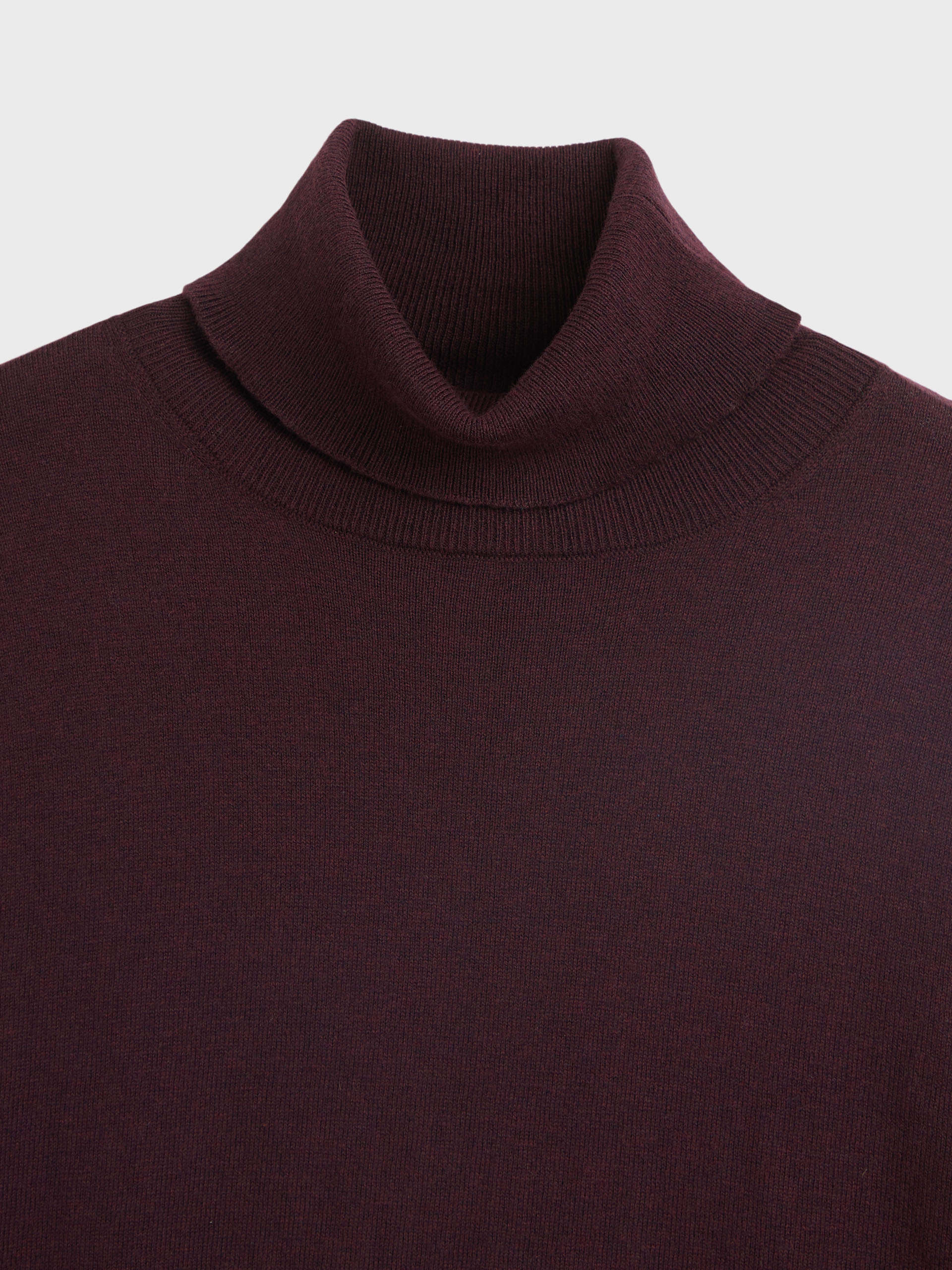 JERSEY ROLL COLLAR