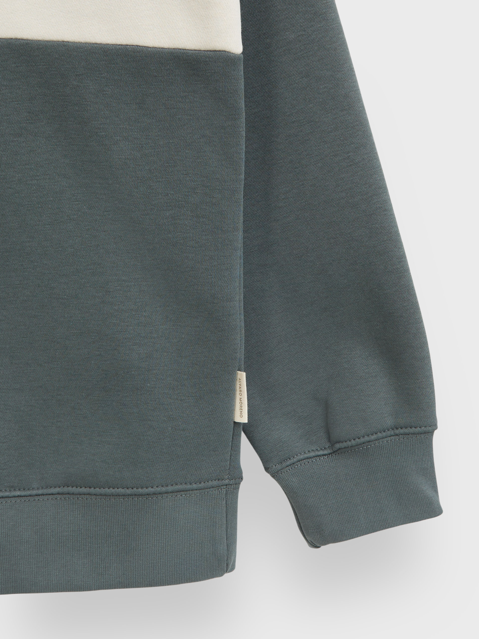 SUDADERA TOM