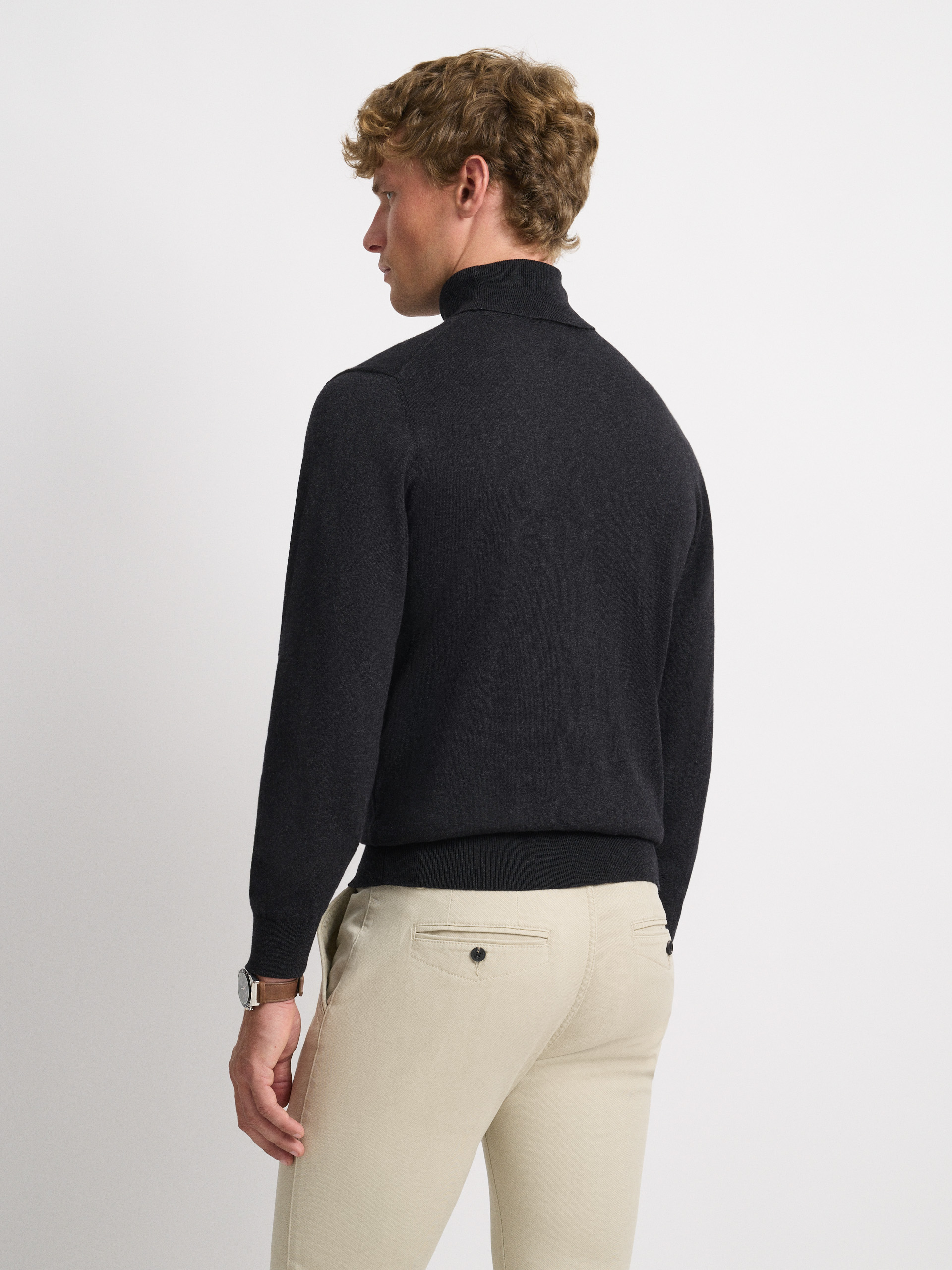 JERSEY ROLL COLLAR