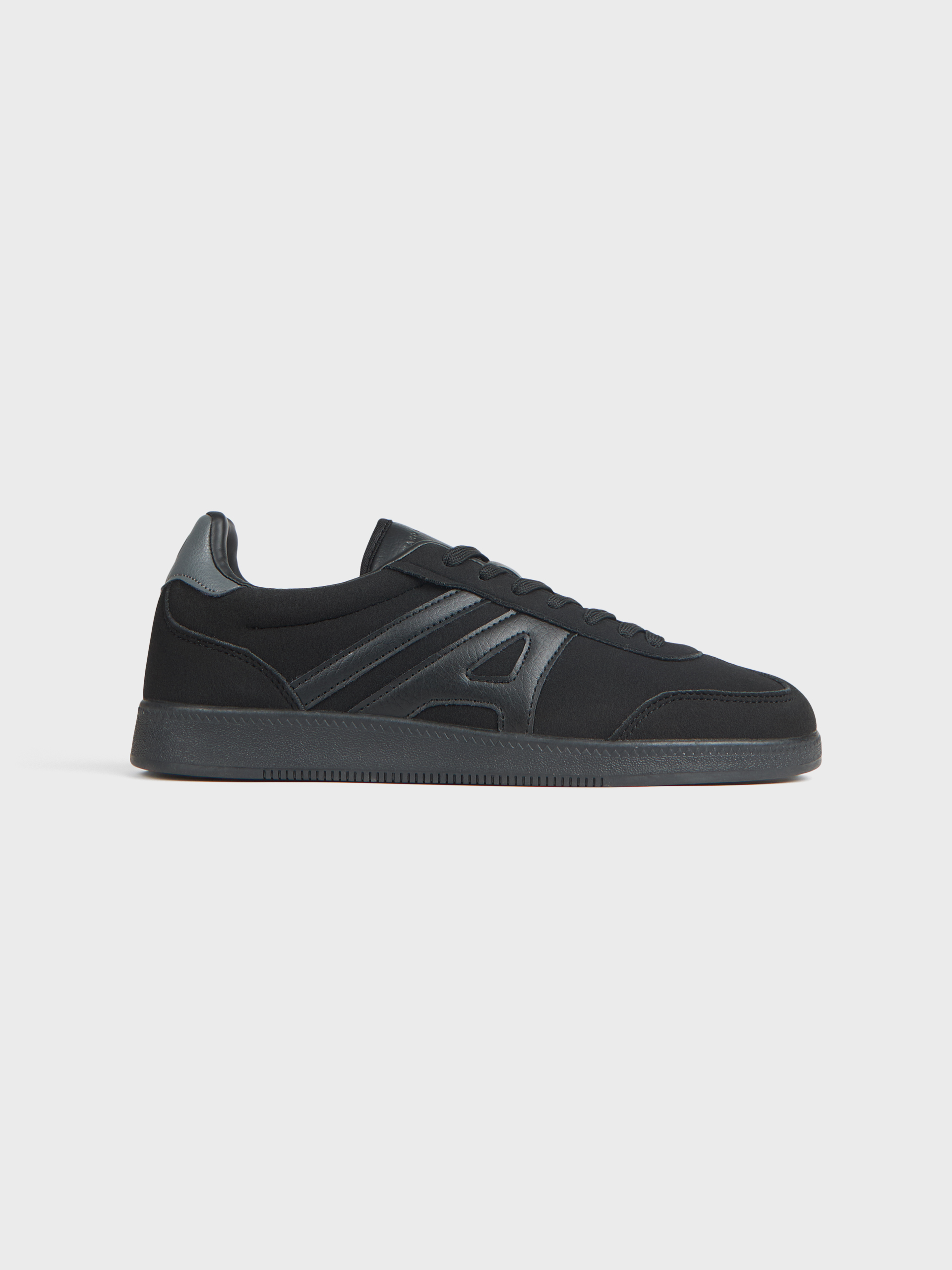 SNEAKERS ROGER NEGRO