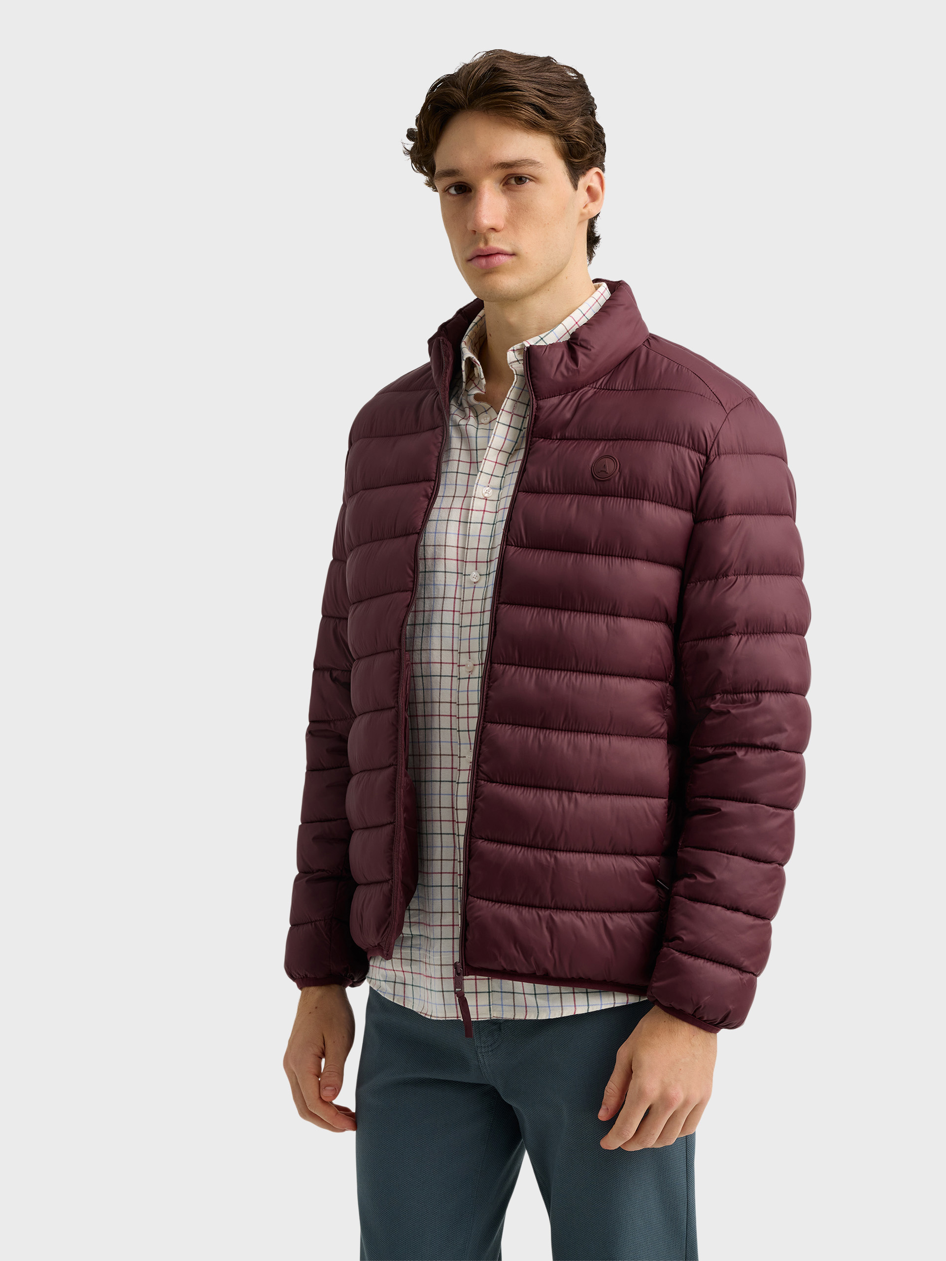 CAZADORA JIM BURDEOS