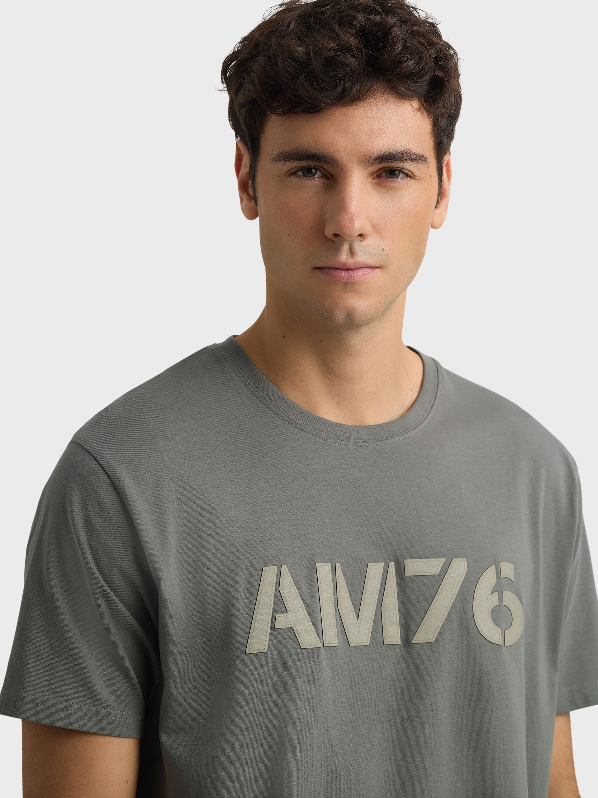 CAMISETA AM