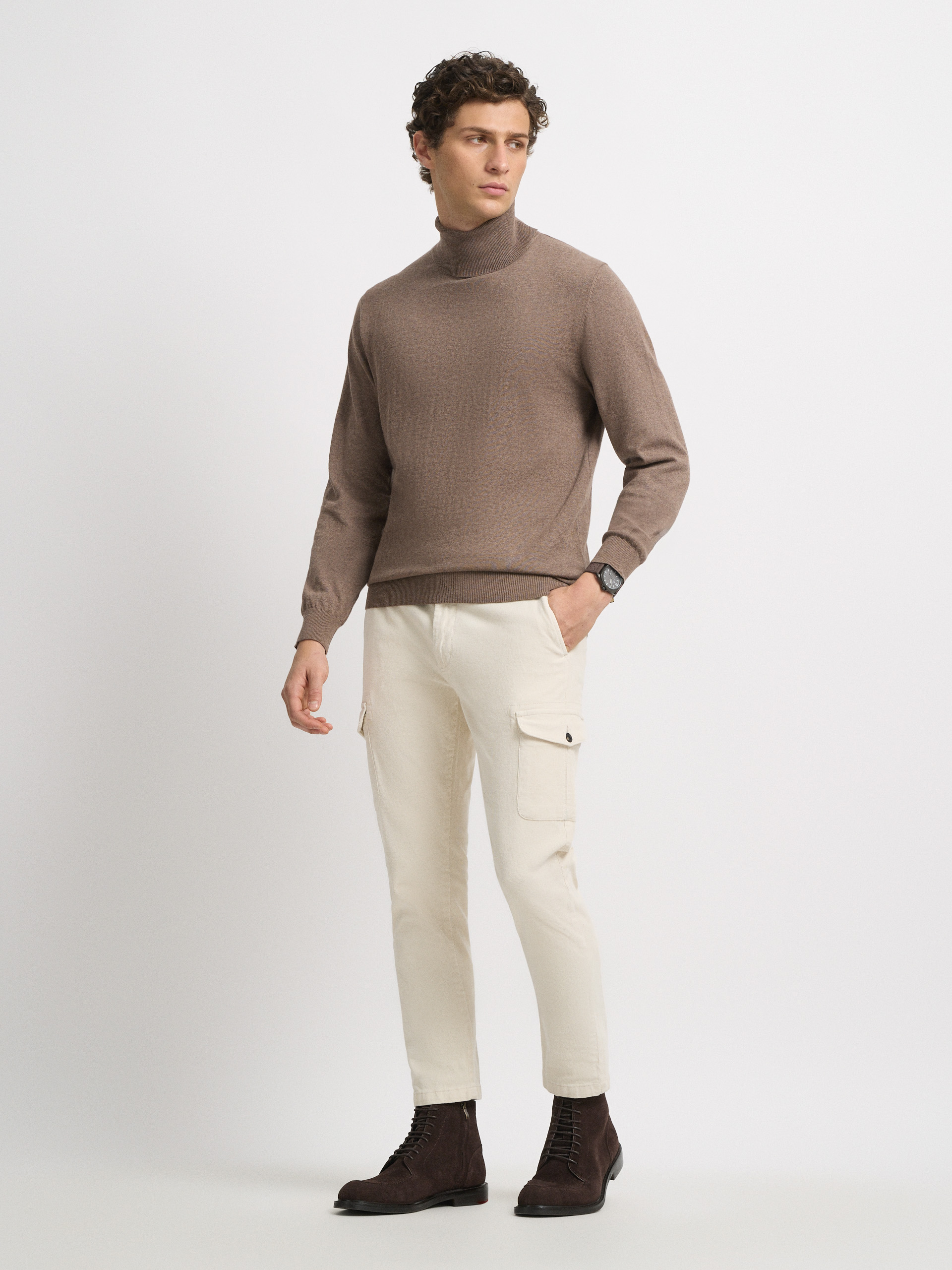 JERSEY ROLL COLLAR