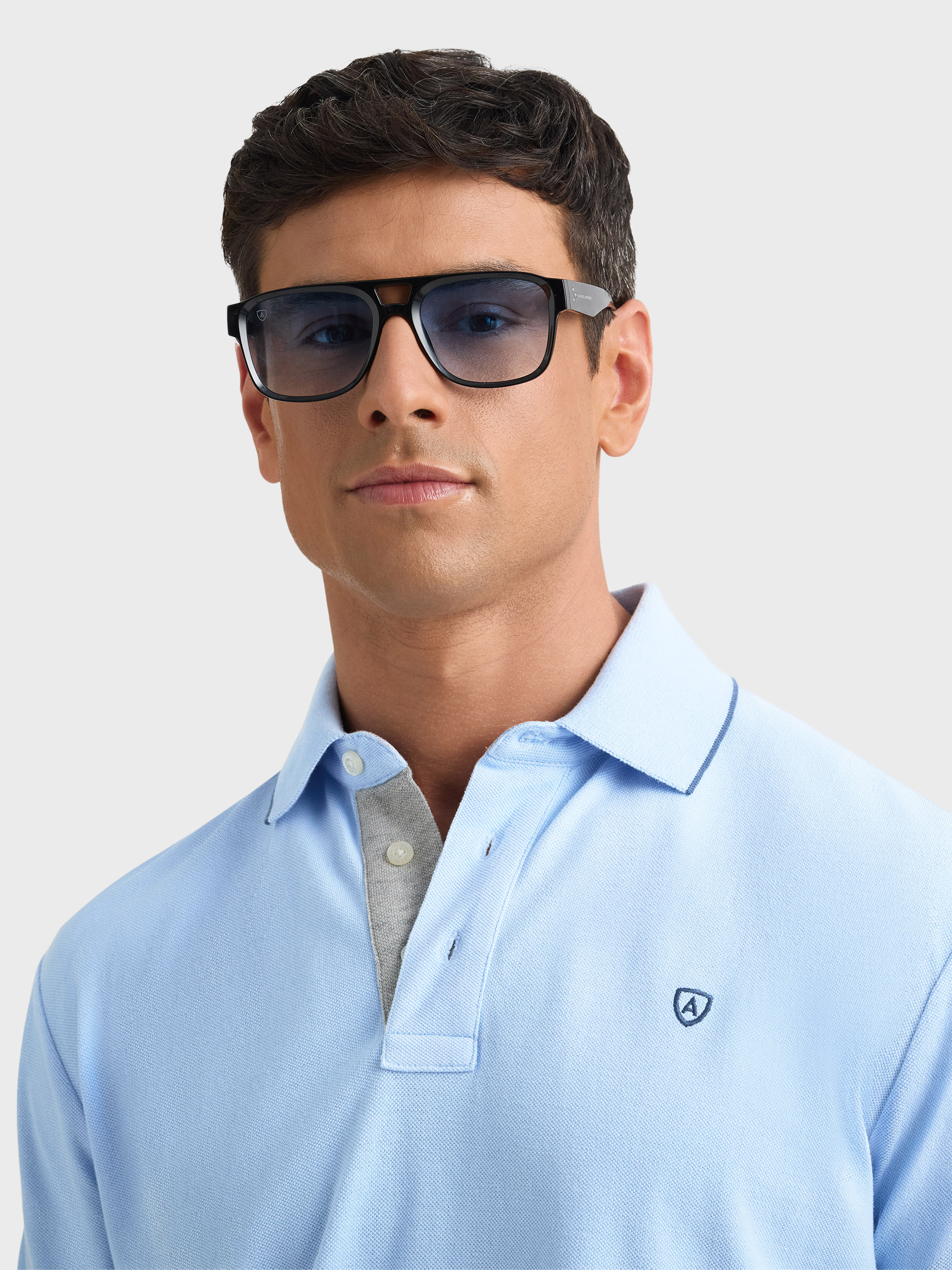 POLO CONTRAST