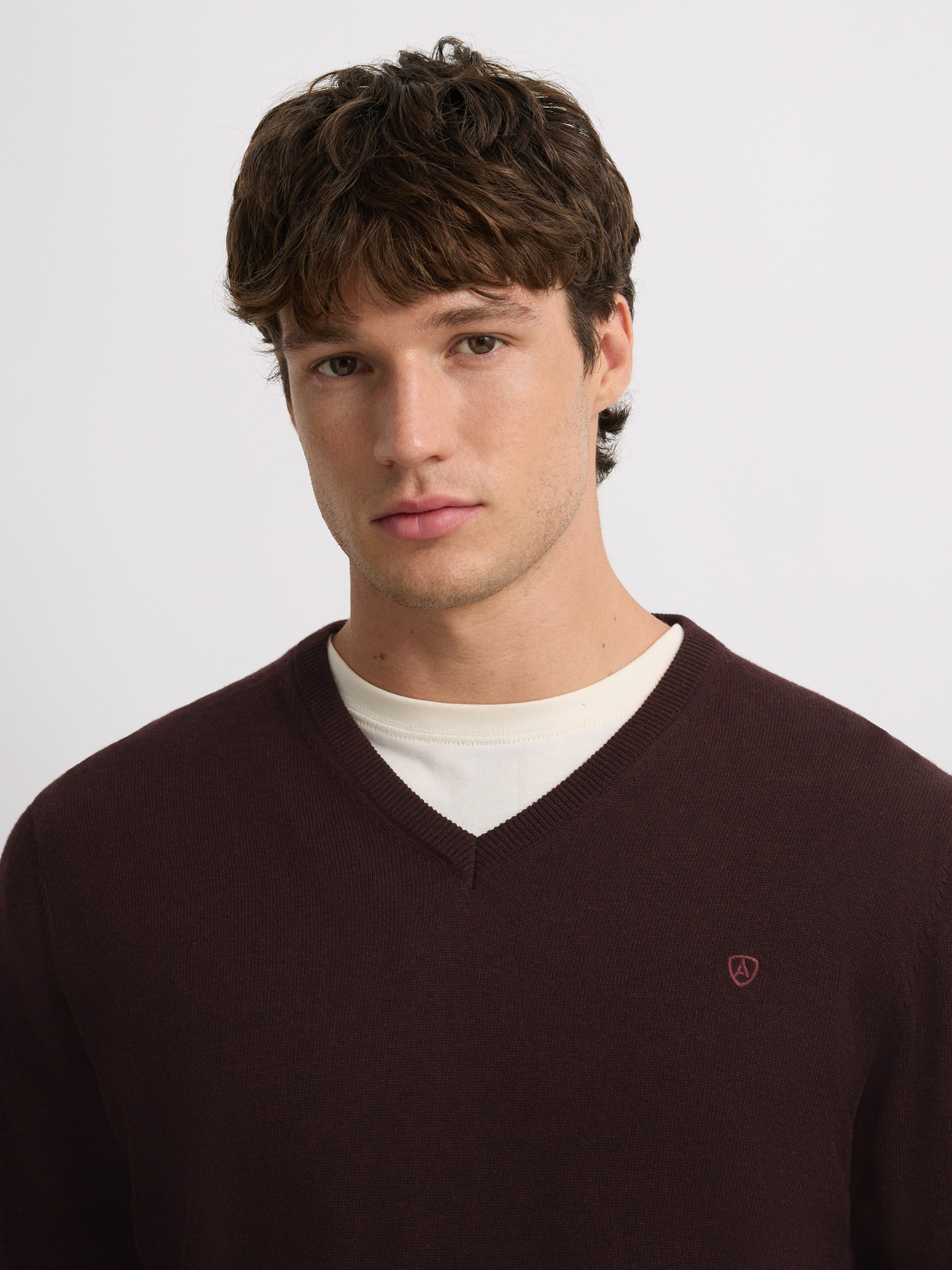 JERSEY V-NECK TRENDY