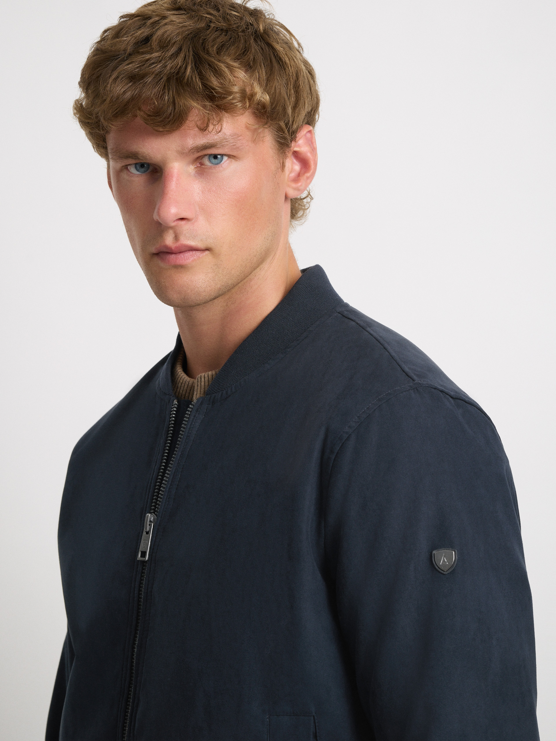 BOMBER LUKE