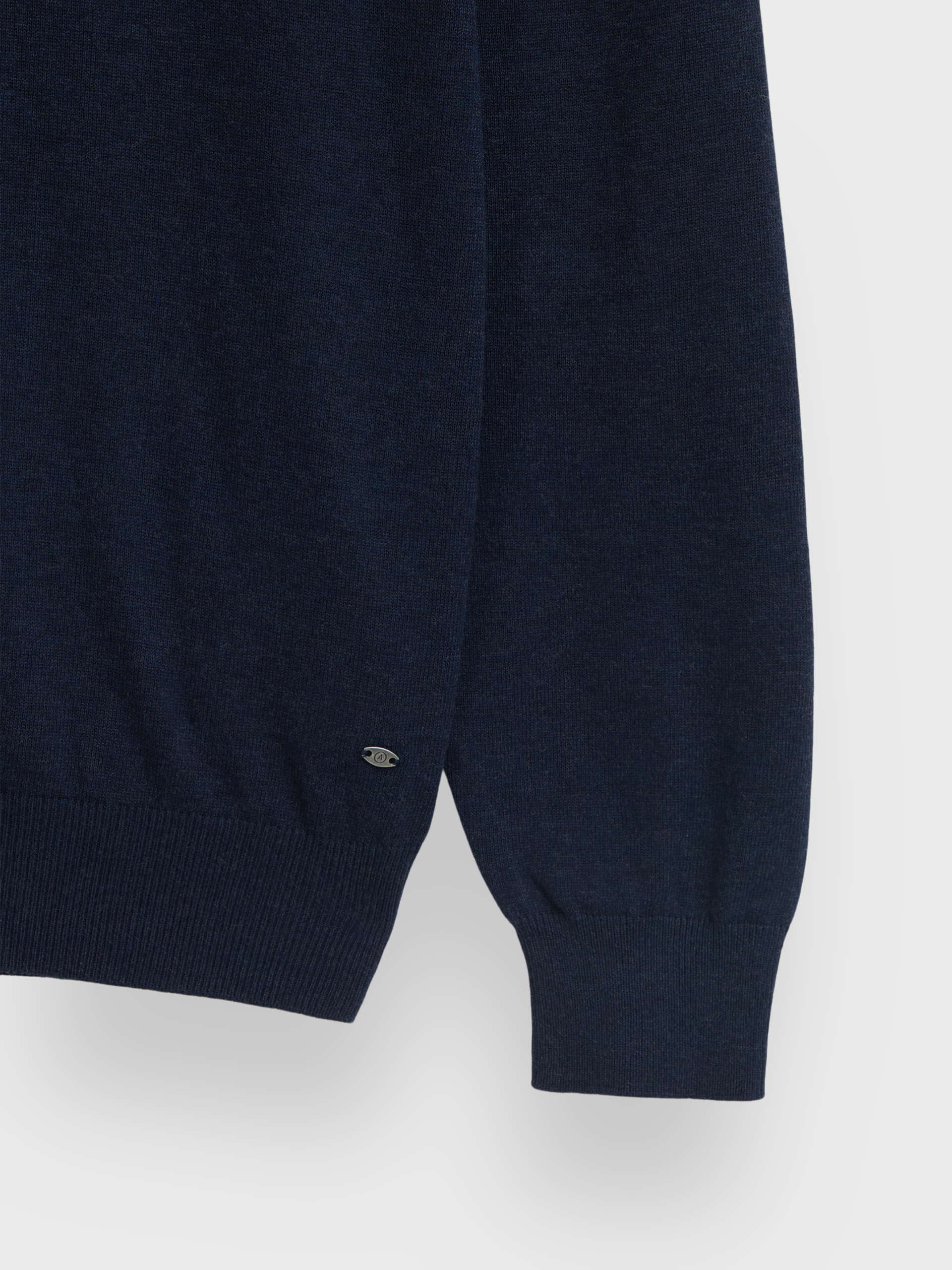 JERSEY BUTTON COLLAR