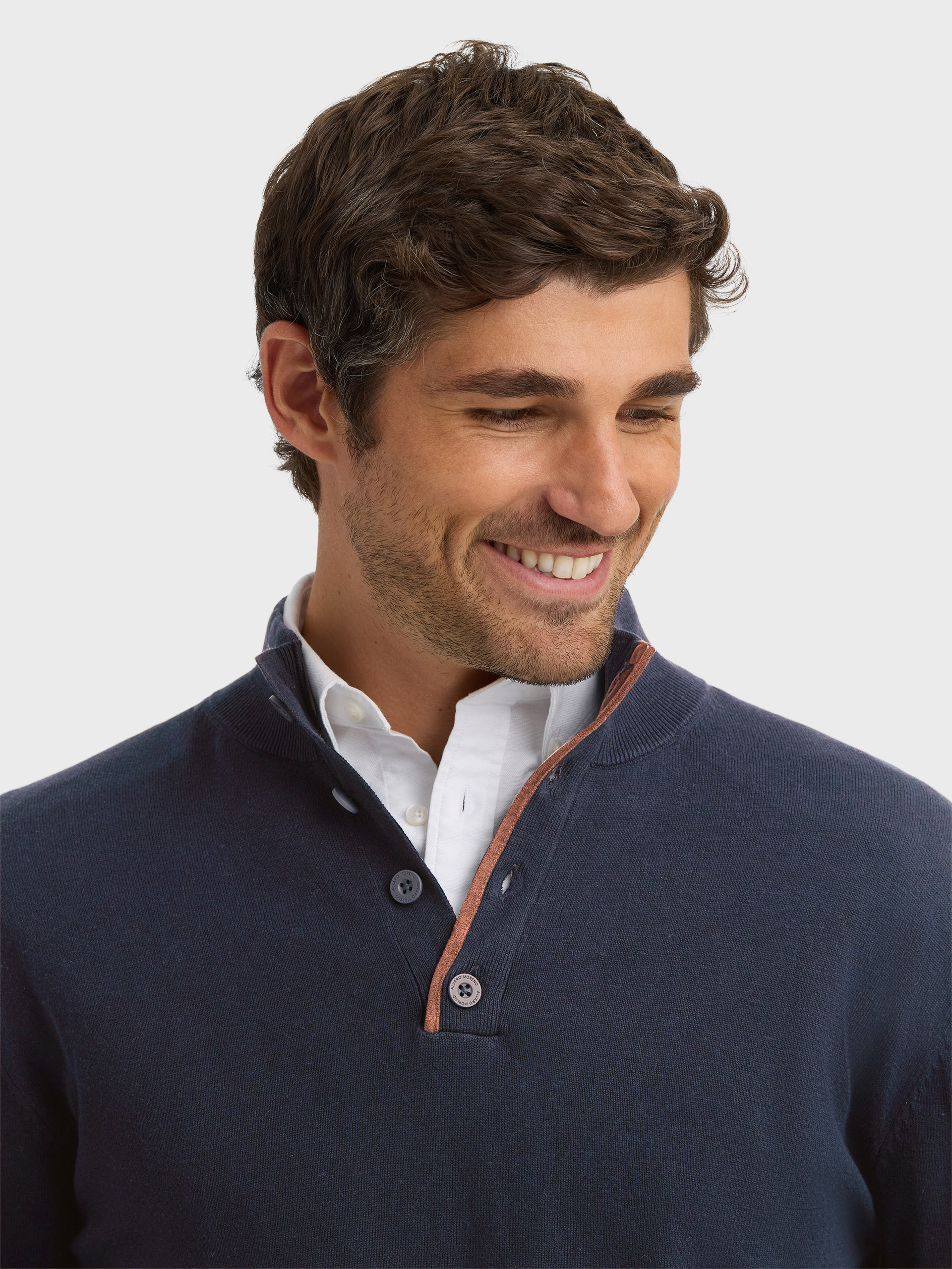 JERSEY BUTTON COLLAR