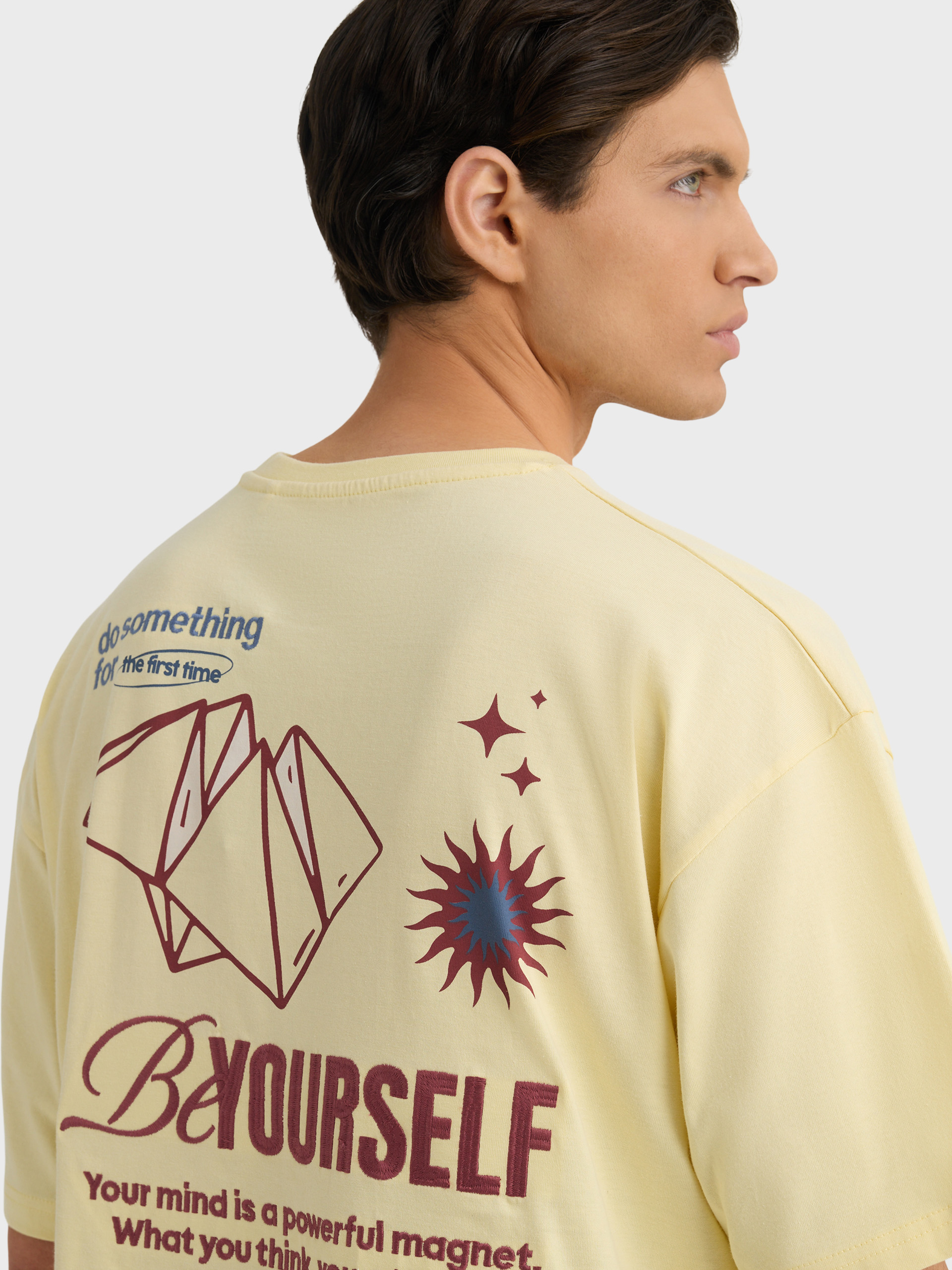 CAMISETA MAGNET