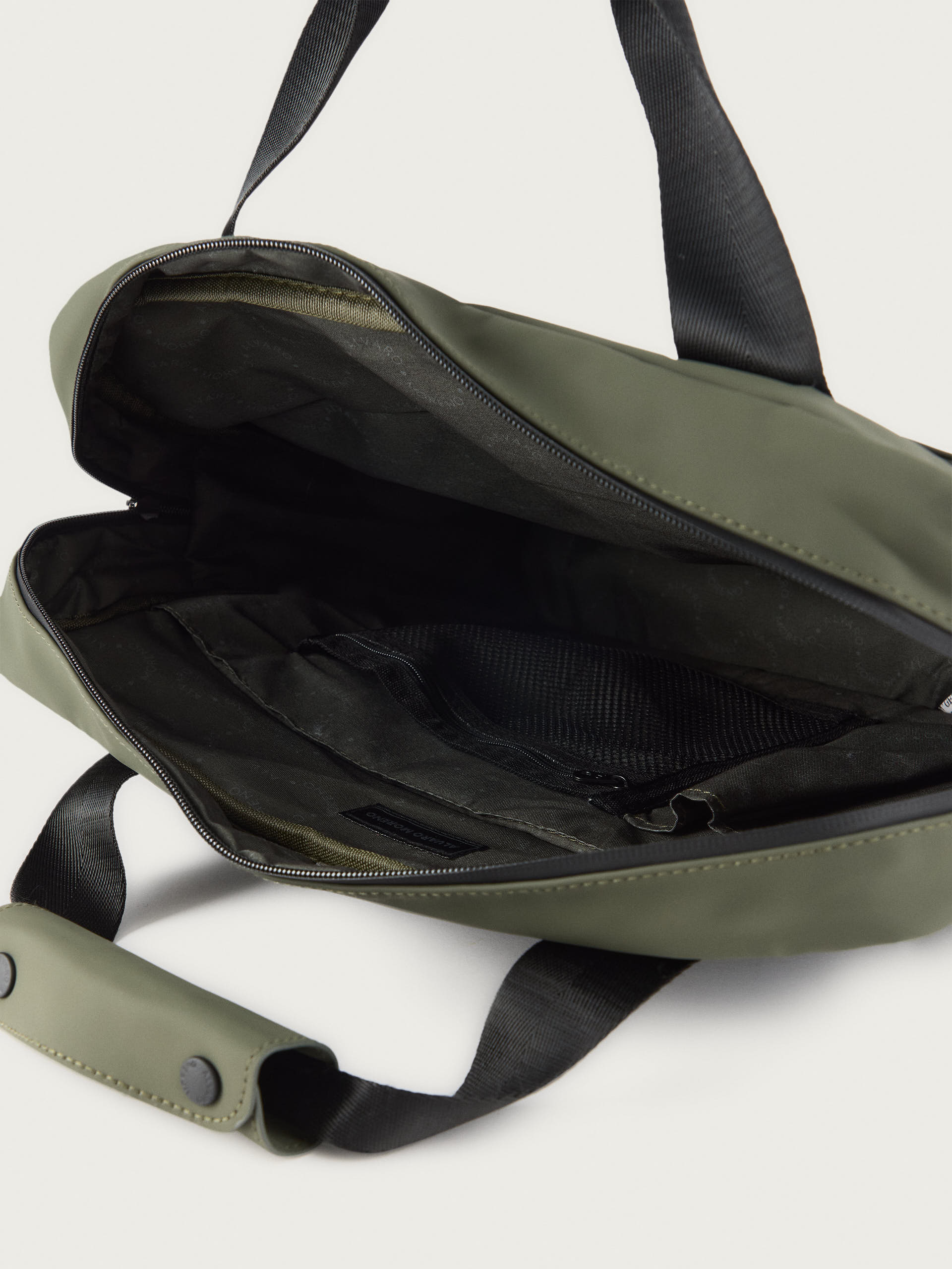 MALETIN WORKER MALETIN WORKER