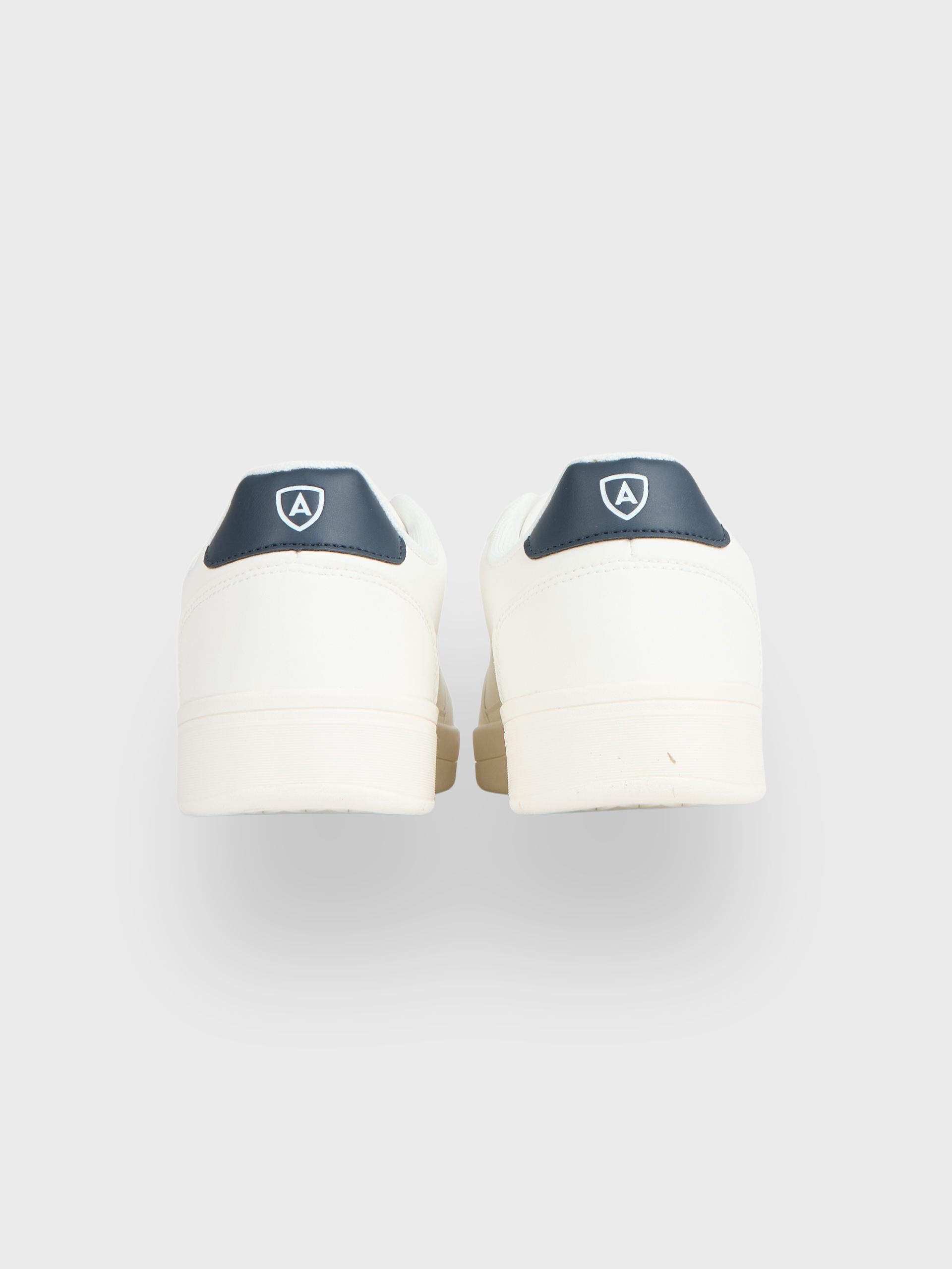 SNEAKERS LION