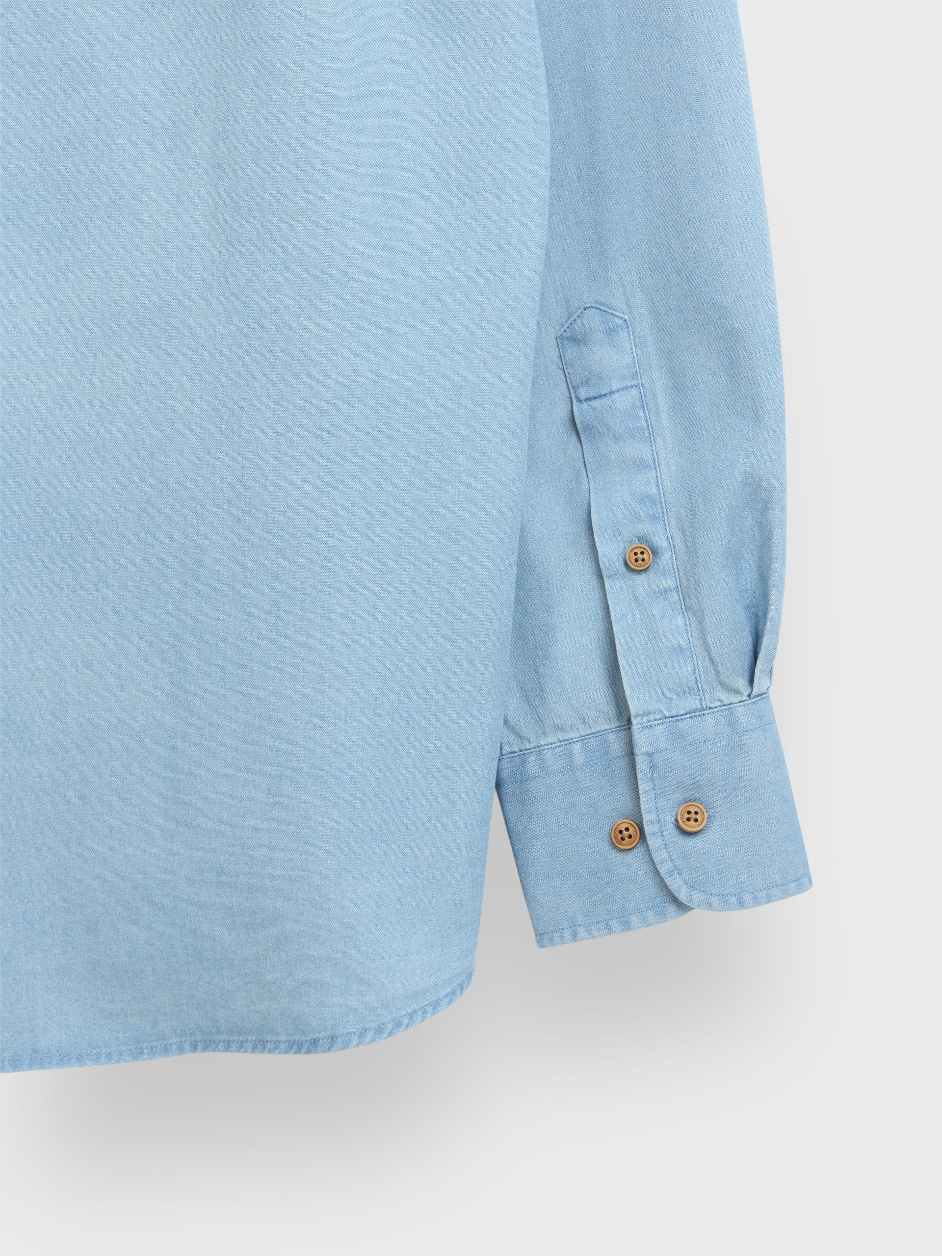 CAMISA DENIM BOLSILLOS