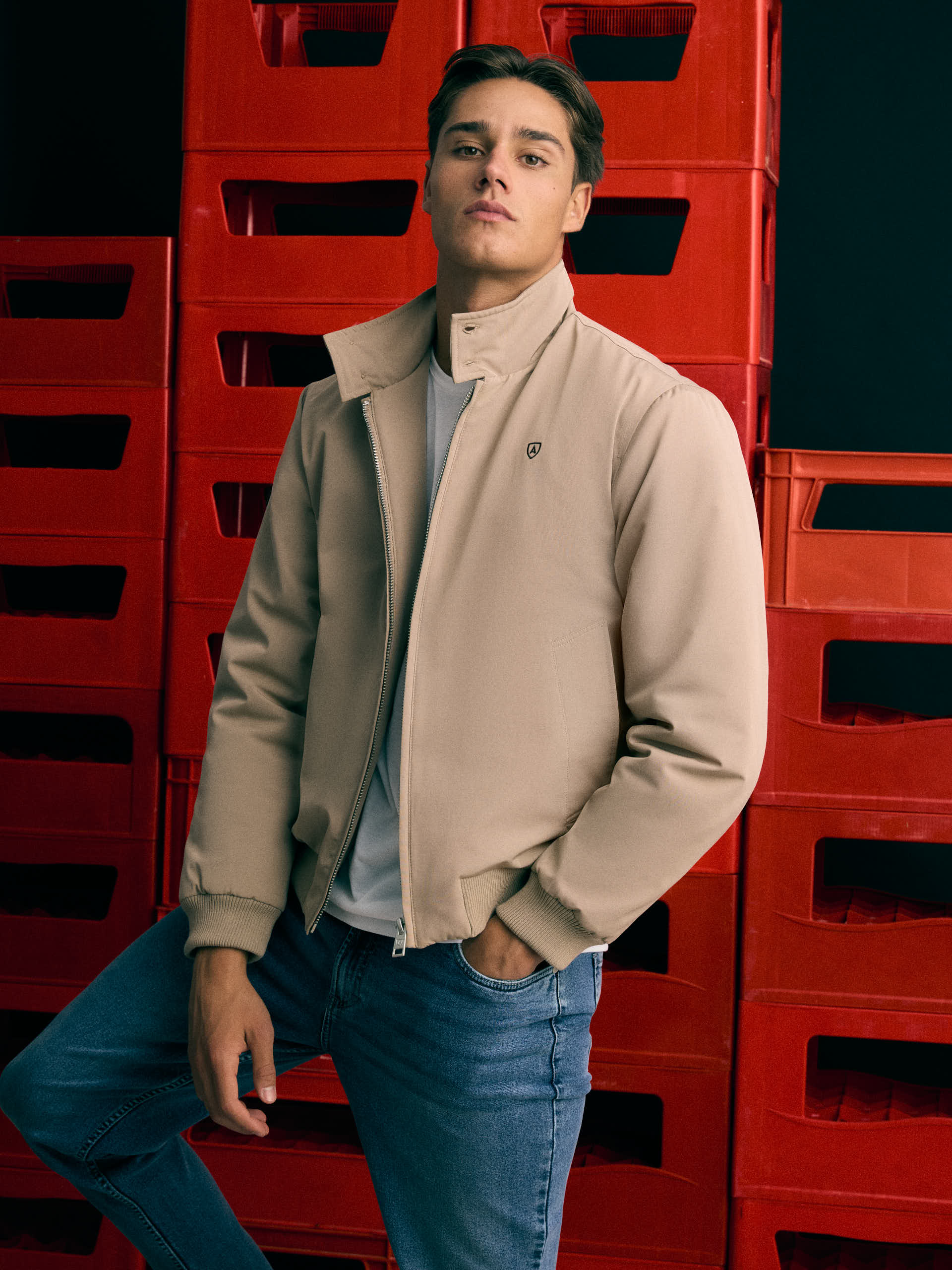 CAZADORA SMART BEIGE