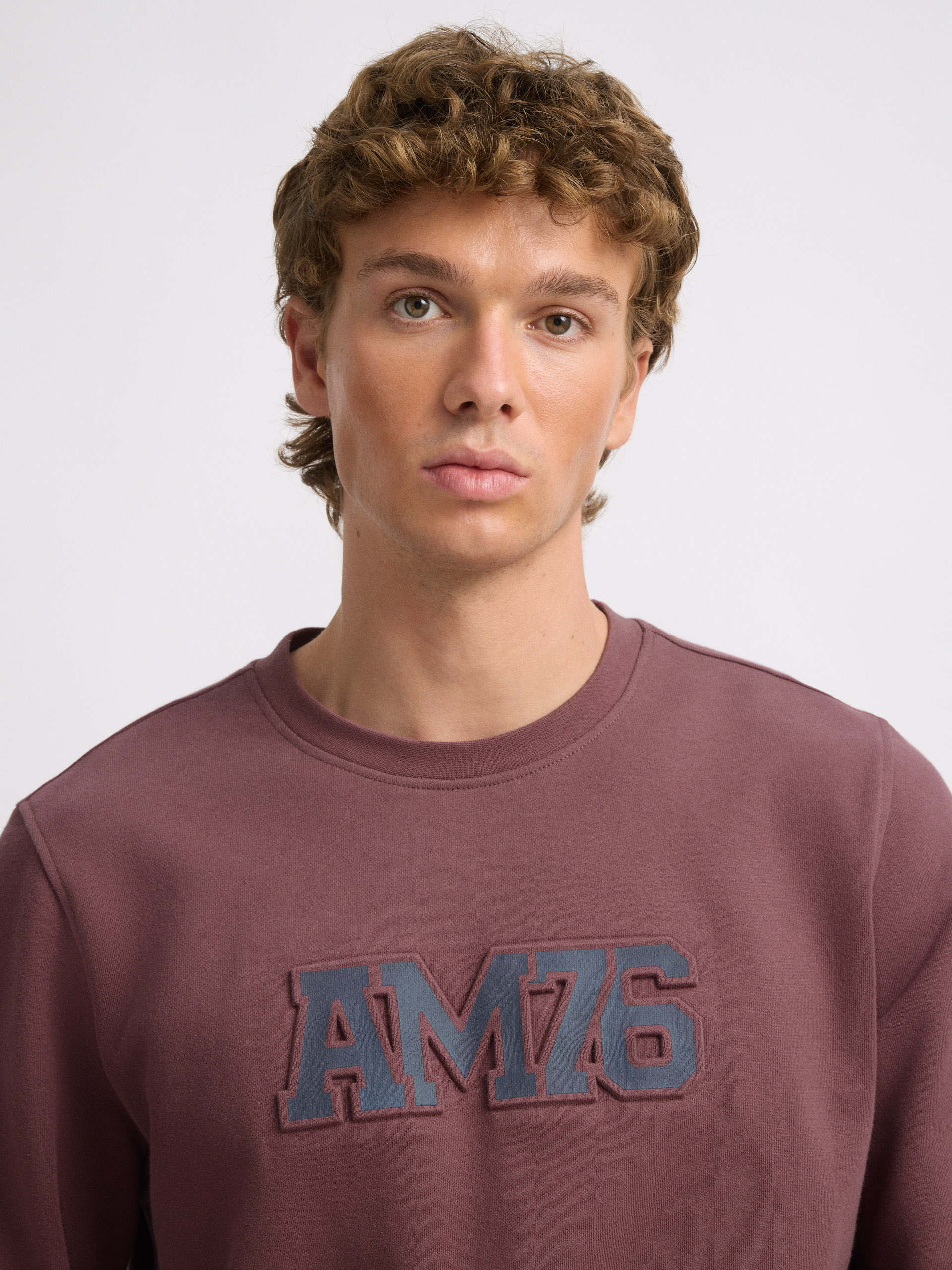 SUDADERA OFFICIAL