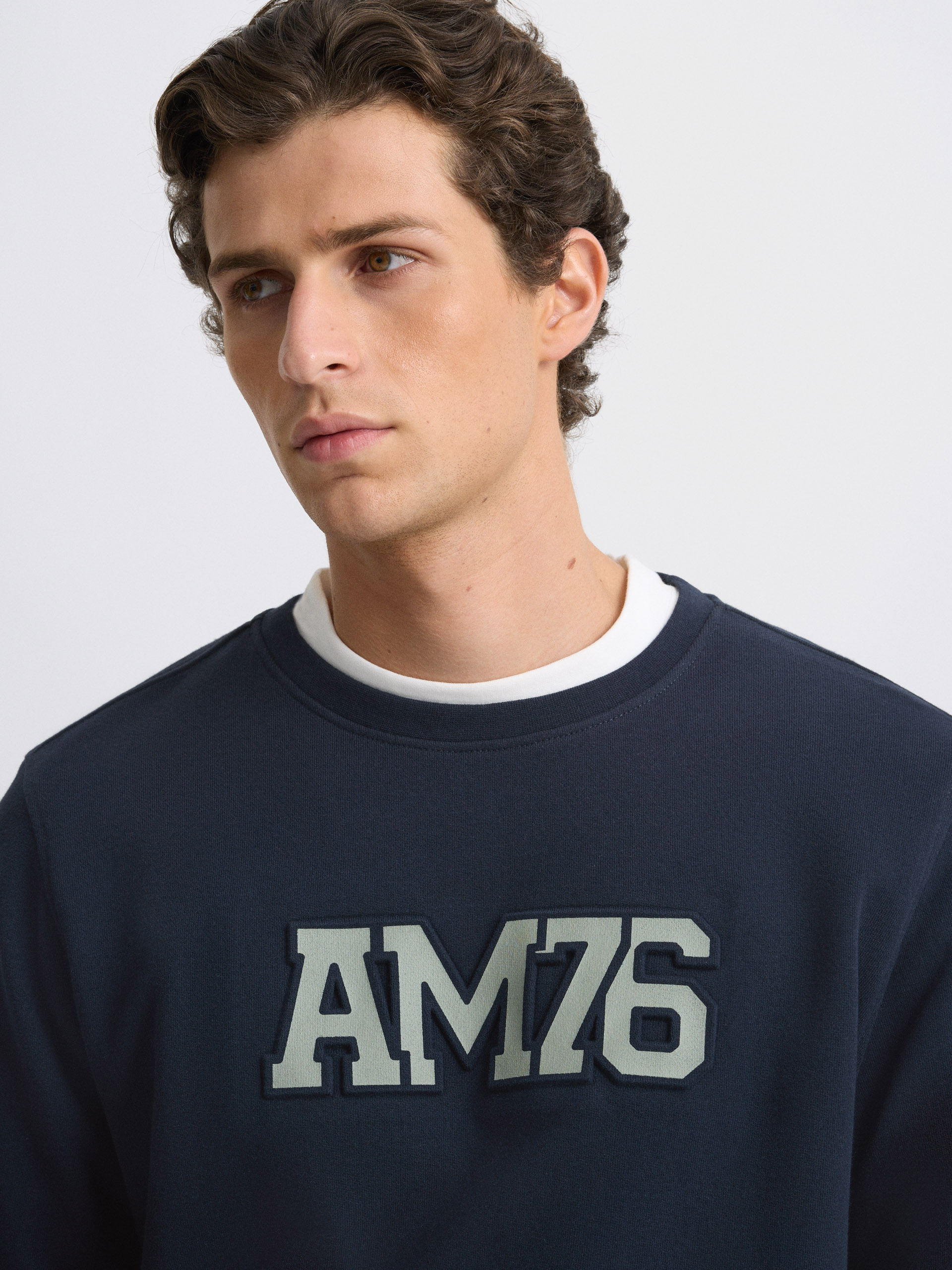 SUDADERA OFFICIAL