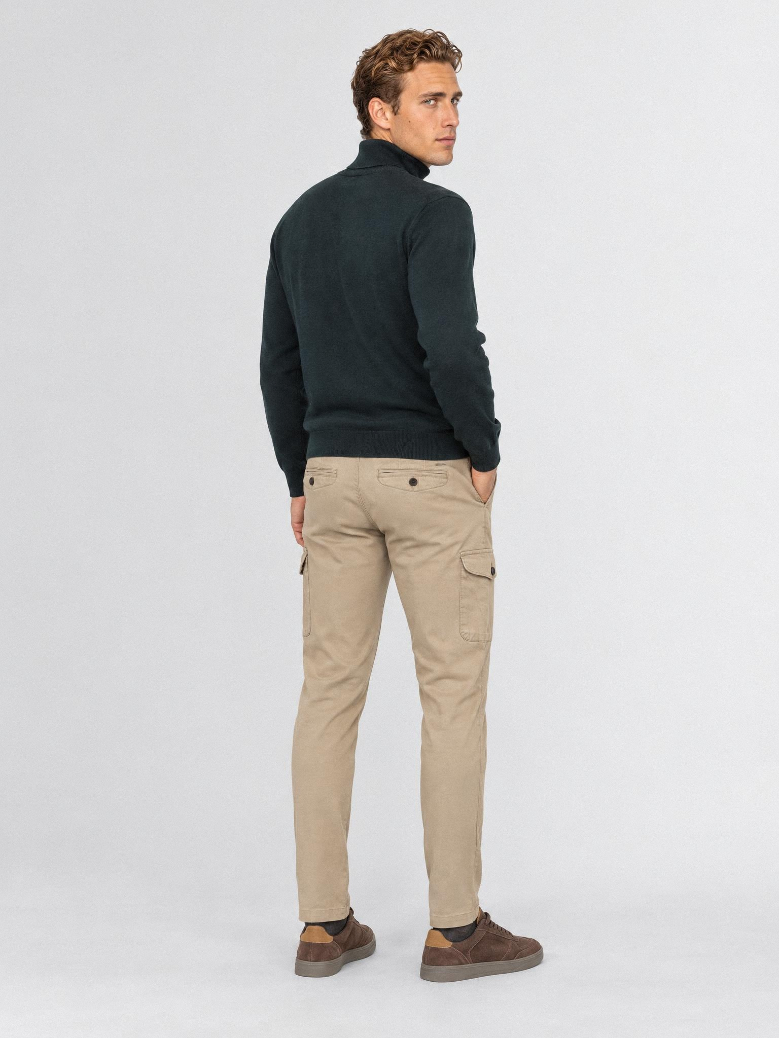 JERSEY ROLL COLLAR