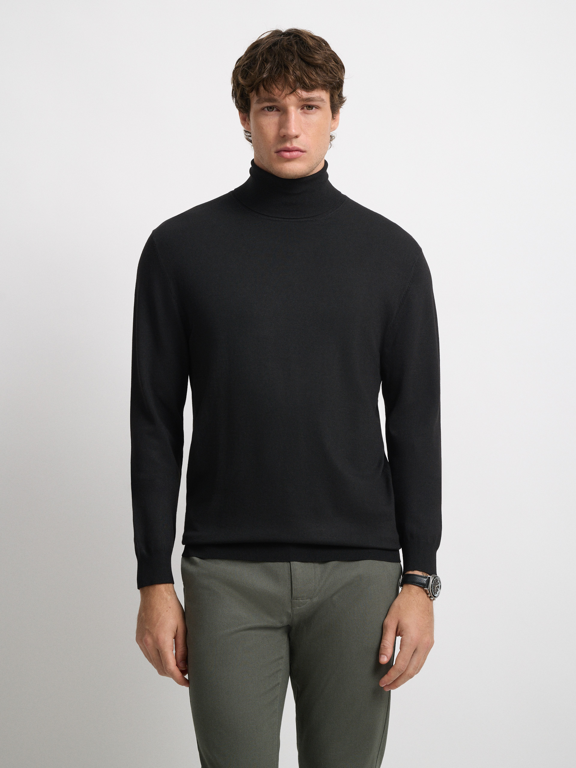 JERSEY CUELLO VUELTO NEGRO