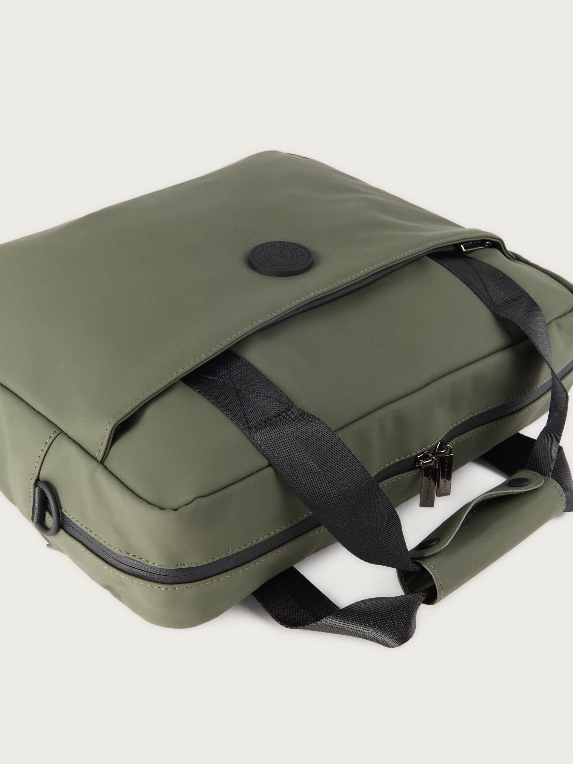 MALETIN WORKER MALETIN WORKER