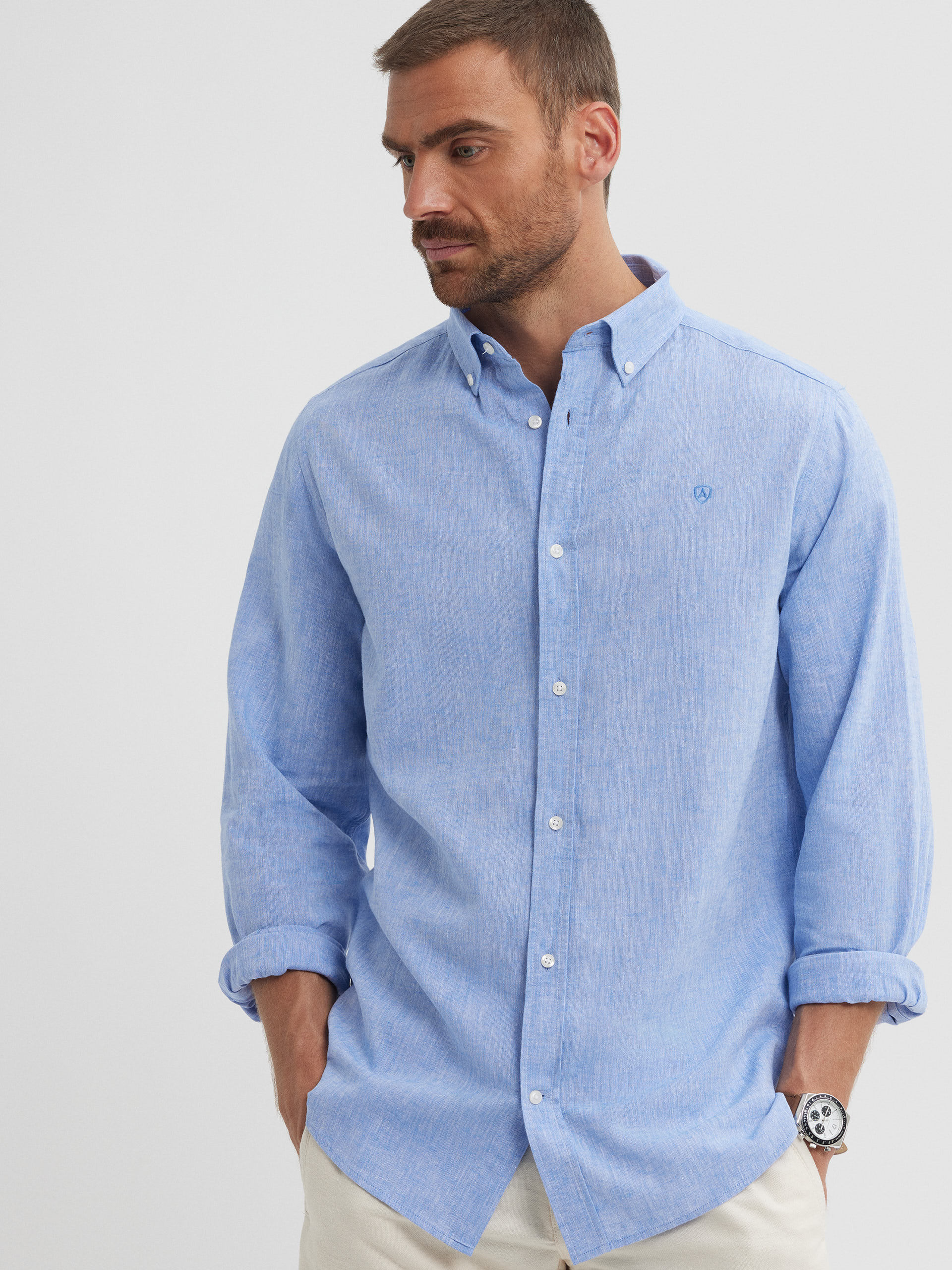 CAMISA LINO C. BOTON AZUL