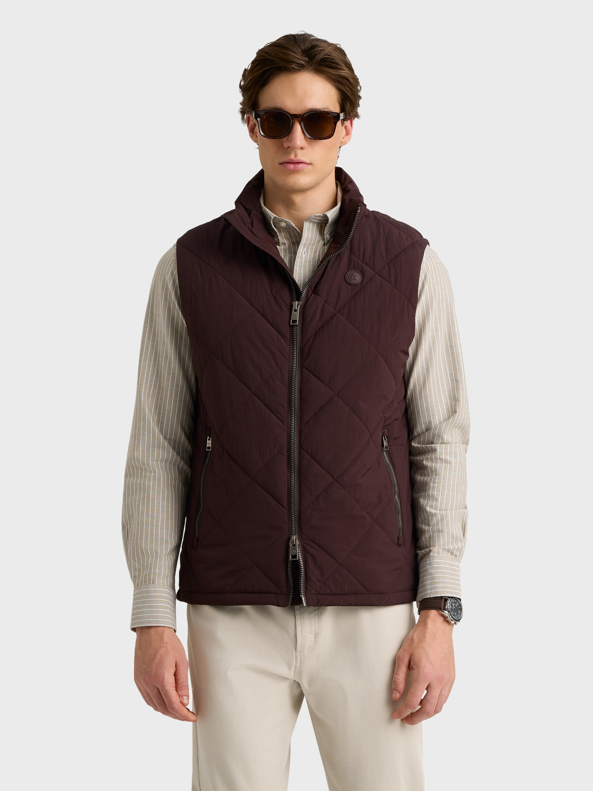 CHALECO MOBBY BURDEOS