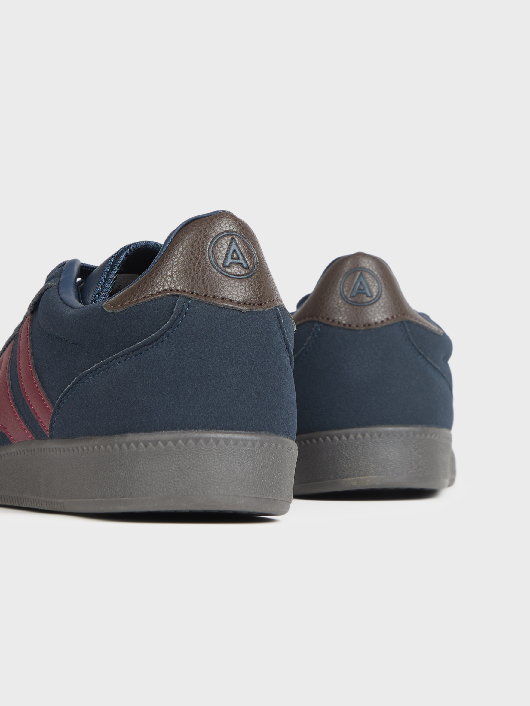 SNEAKERS ROGER