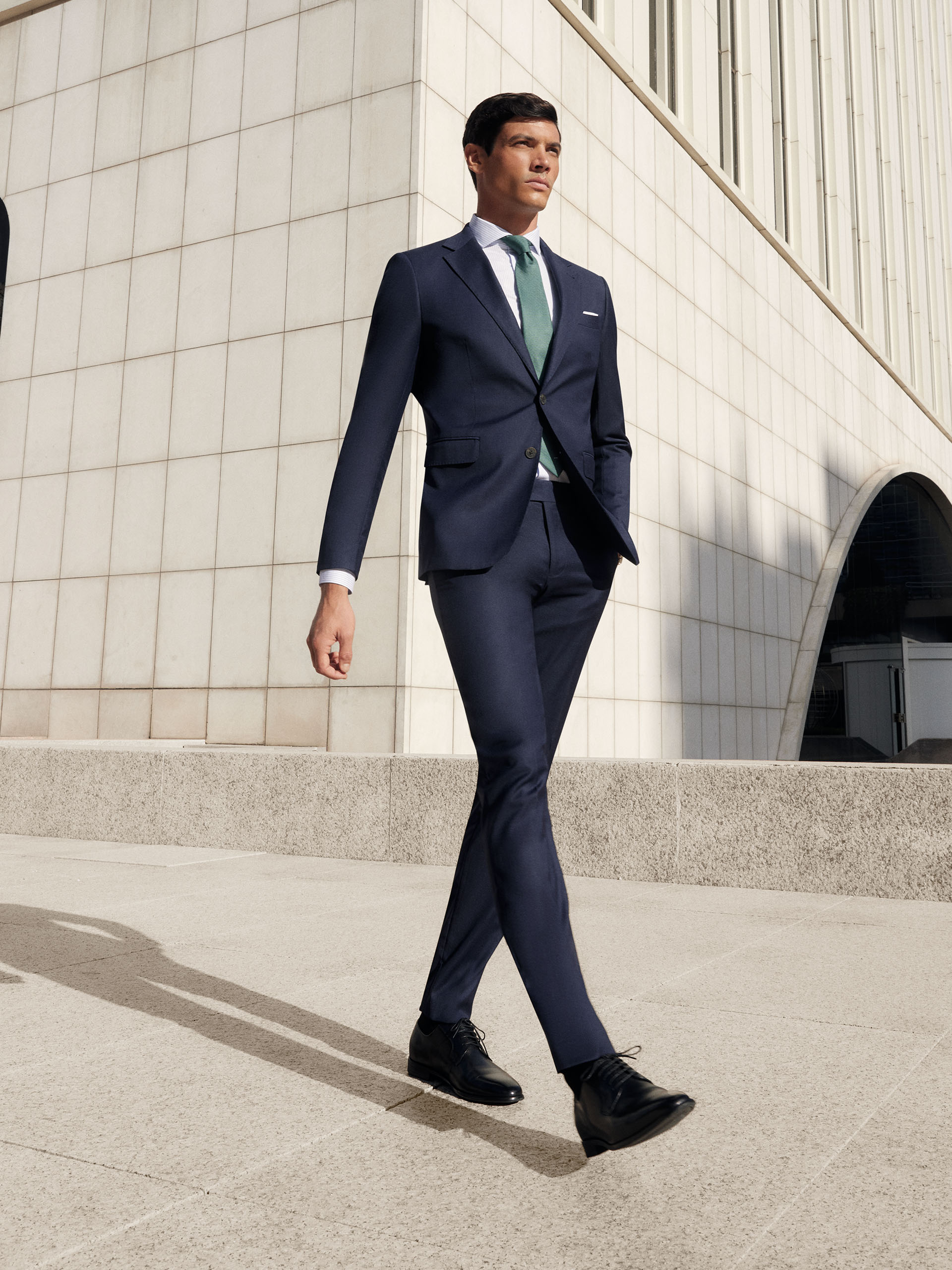 Trajes de best sale hombre alvaro moreno