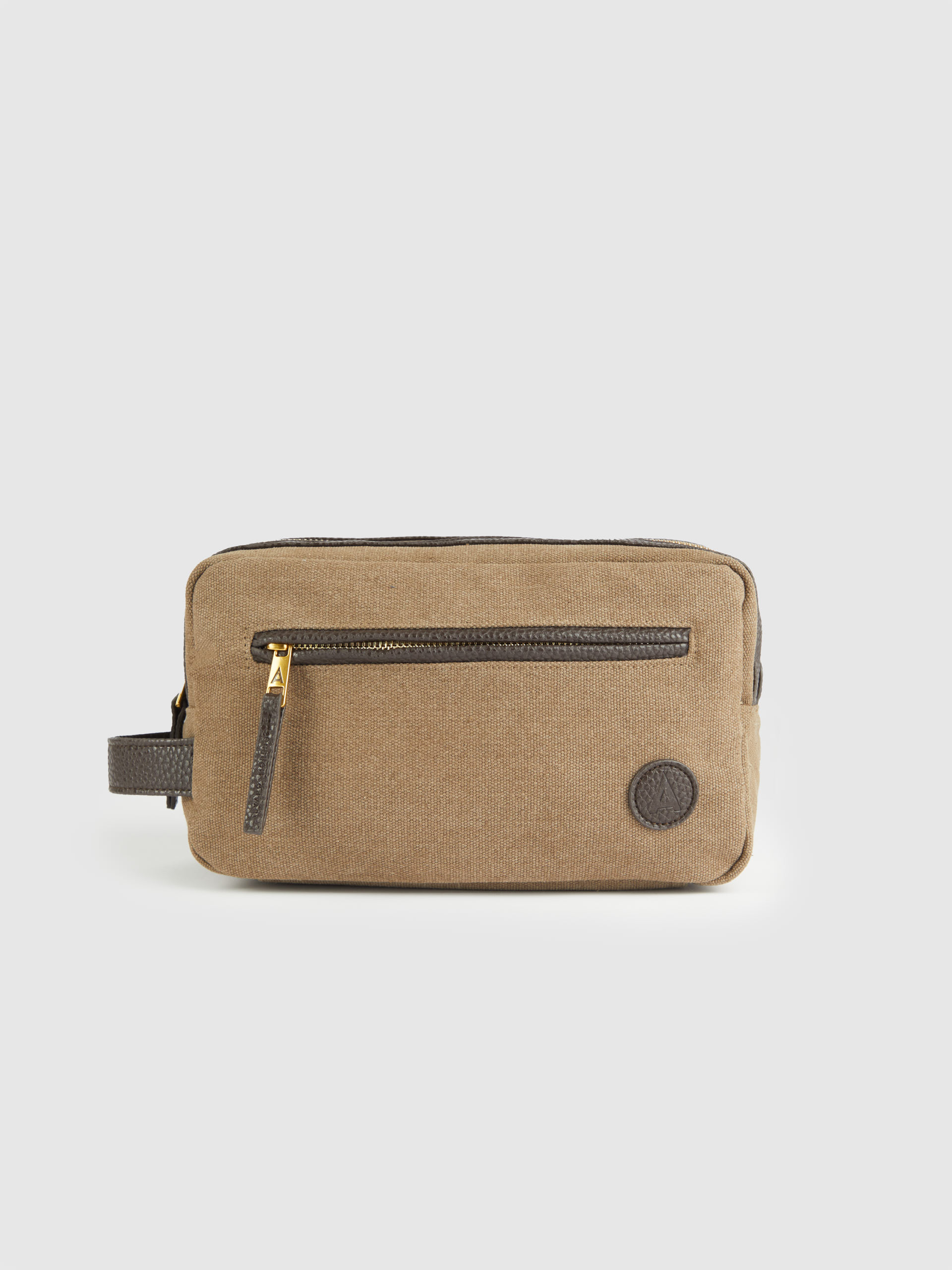 NECESER HAROLD MARR&Oacute;N